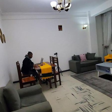 Cozy 1-Bedroom Luxury Apartment Addisz-Abeba Kültér fotó
